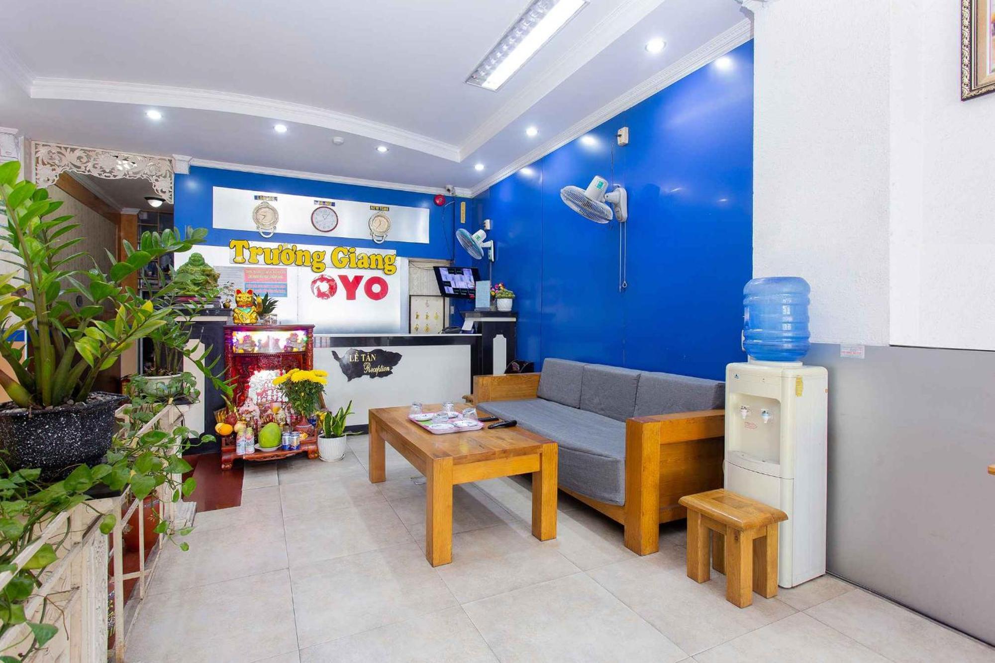 Oyo 553 Truong Giang Hotel Da Nang Esterno foto