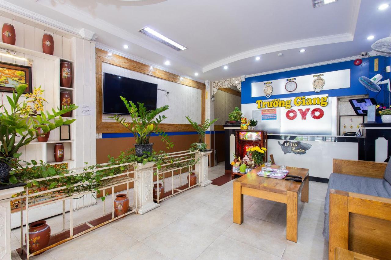 Oyo 553 Truong Giang Hotel Da Nang Esterno foto